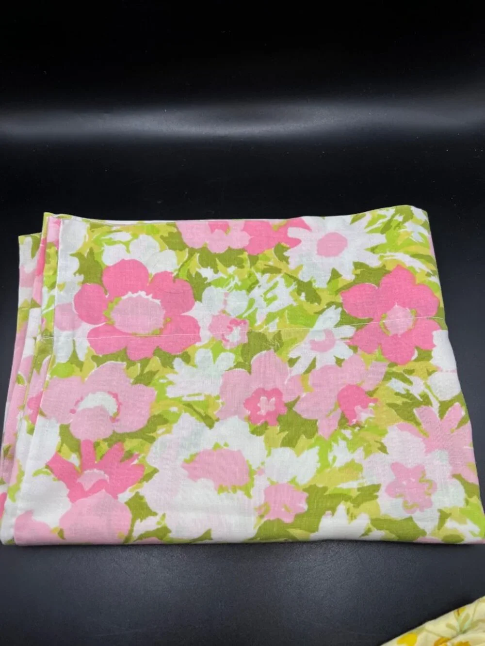 Vintage Floral Pillowcases Springmaid Sears Yellow Pink Patterns Queen Percale